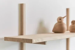 A Light Shelf wall shelf 90x21x35 cm, Oak