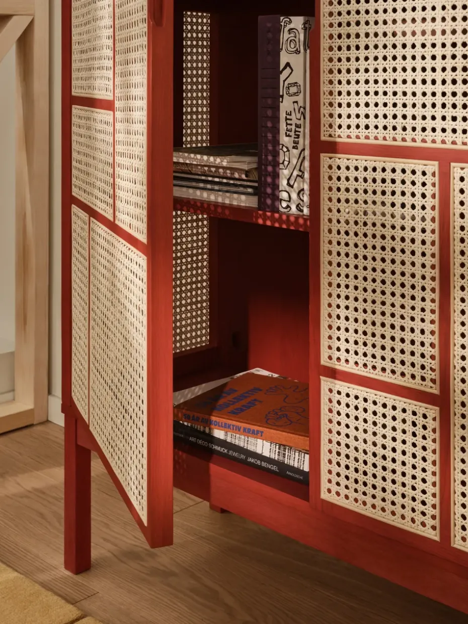 Air side table, Red, 120x110 cm, with legs