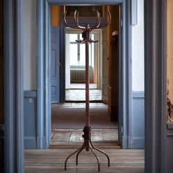 Babe coat rack, Pre-burnished steel-black leather belt