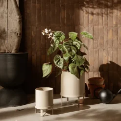 Bau flower pot small Ø18 cm, cashmere