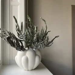 Bloom vase mini, Bone White