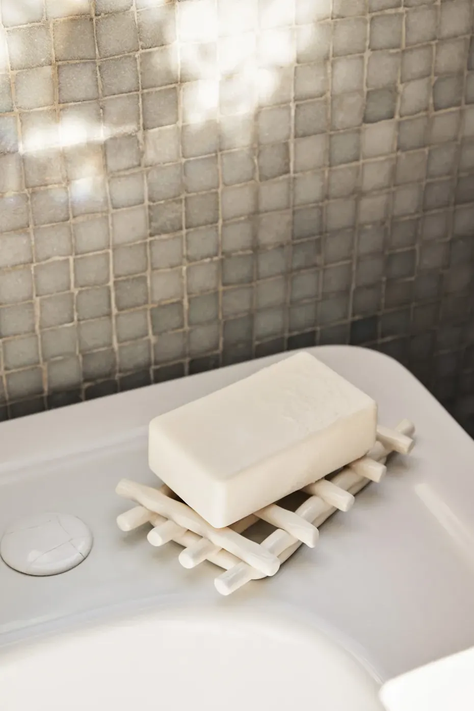 Ceramic soap dish 10x14.5 cm, Off-white