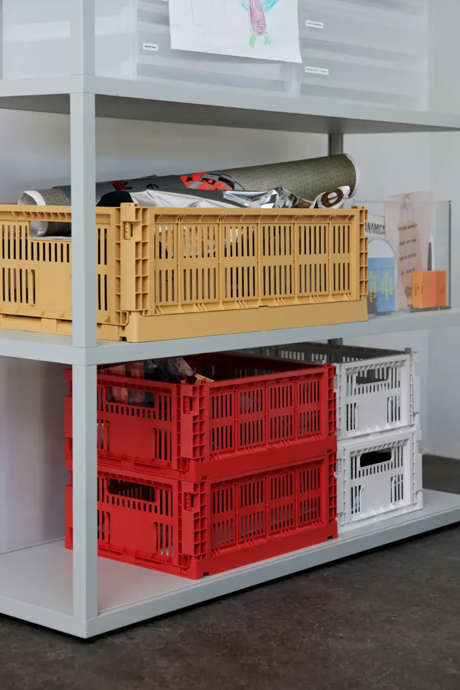 Colour Crate M 26.5x34.5 cm, Red