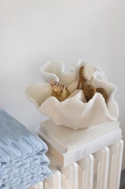 Coral decorative bowl, Off-white
