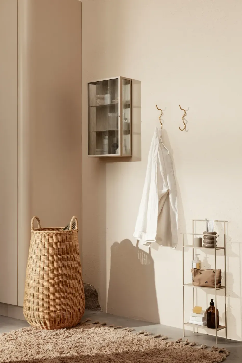Dora shelf 30x79 cm, Cashmere