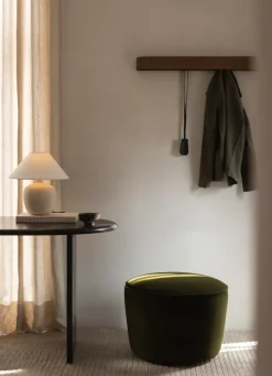 Epoch clothes hanger 79 cm, Dark stained oak