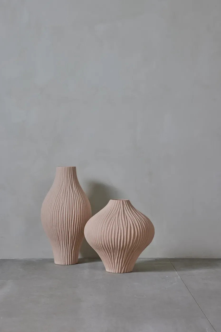 Esmia decorative vase 50 cm, Powder