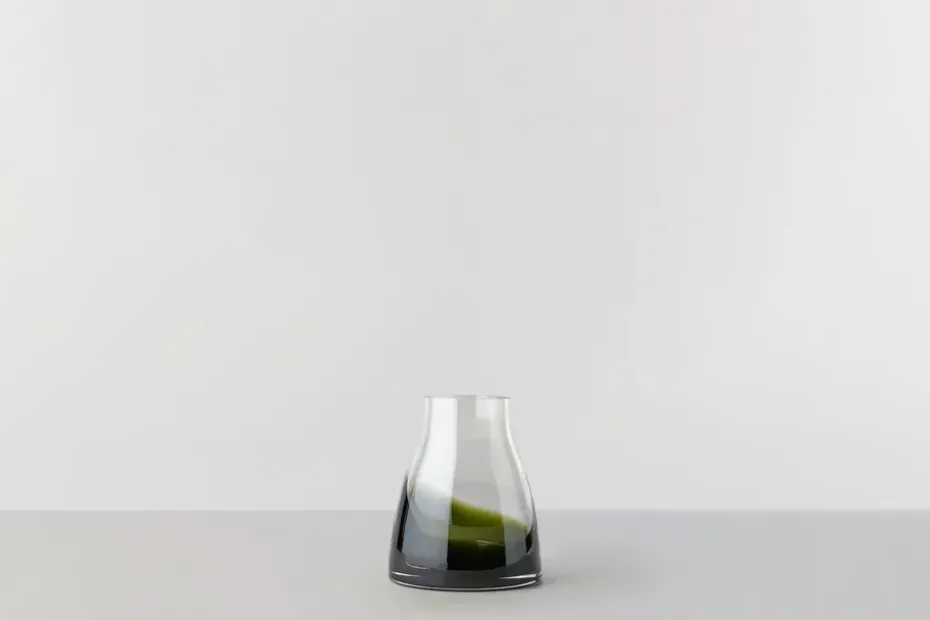Flower vase no. 2, Moss green