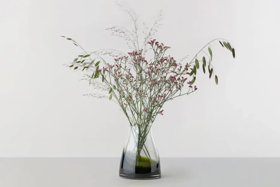 Flower vase no. 2, Moss green
