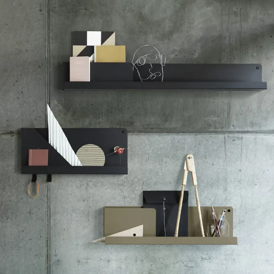 Folded shelf 29.5x40 cm, Black