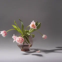 Globe vase medium, rose-gold