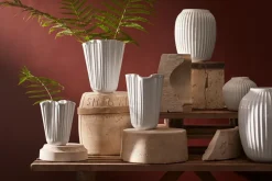 Hammershøi vase medium, white