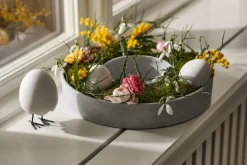 Happy feet Easter decoration, White