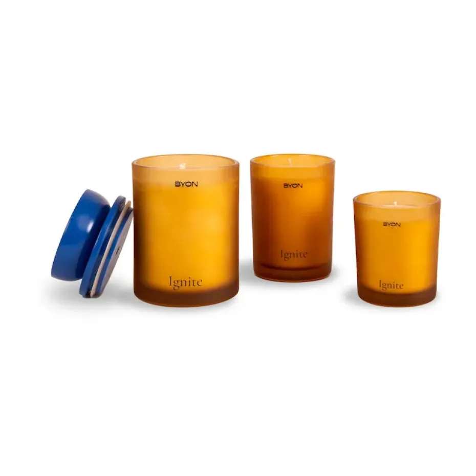 Ignite scented candle, 30 hours