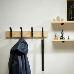 Index shoe horn, Black structure