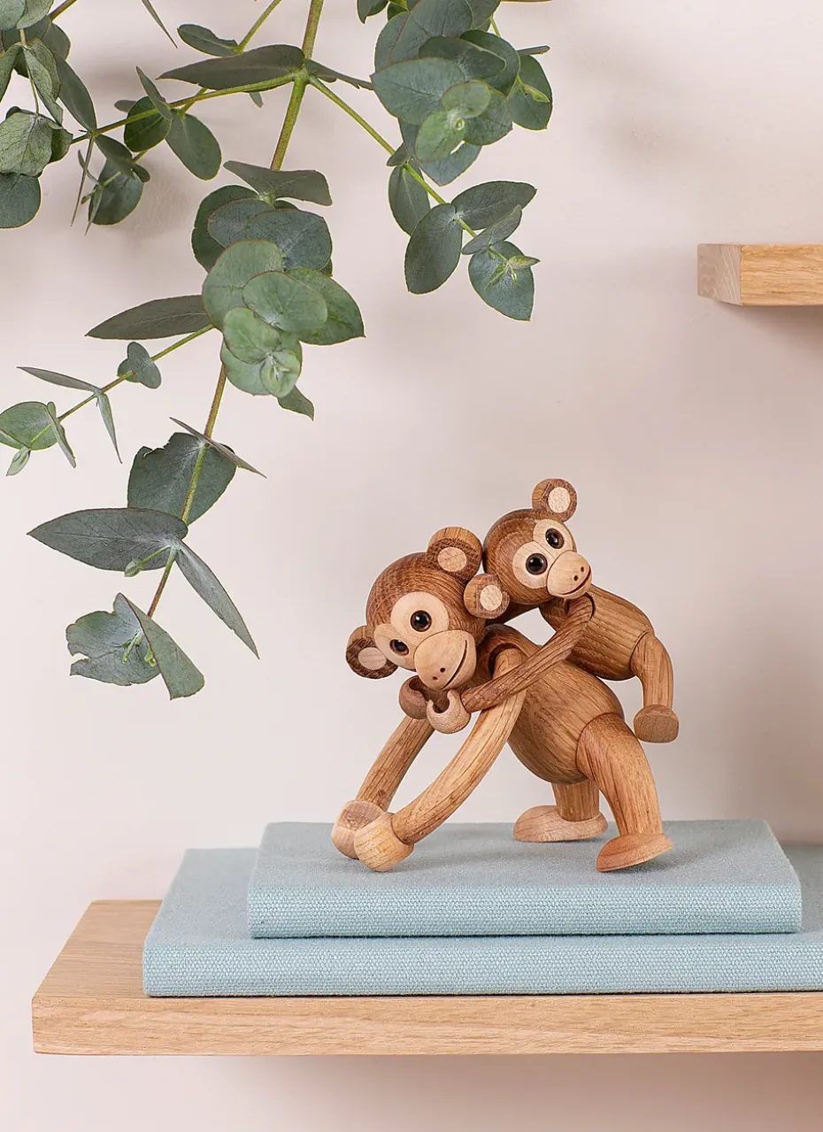Jolly monkey decoration 11 cm, Oak