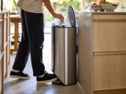 Joseph Joseph Arc pedal bin 30 L, Stainless steel