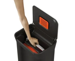 Joseph Joseph Titan trash compactor pedal bin 30 L, Carbon black