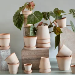 Julie flower pot Ø17 cm, pink