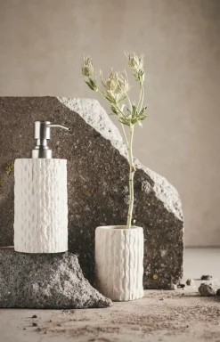 Kama soap dispenser, Sand