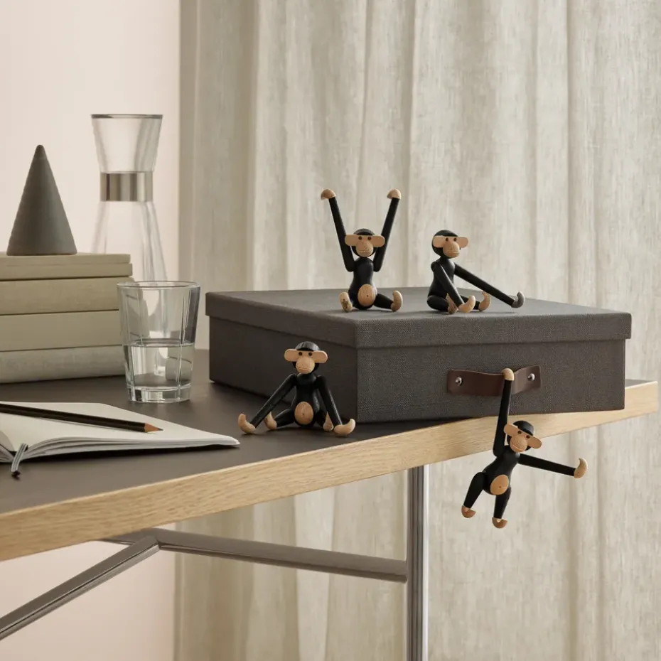 Kay Bojesen monkey mini, Dark-stained oak