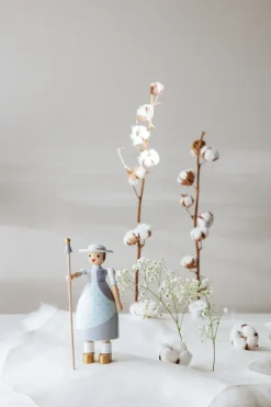 Kay Bojesen shepherdess, Light blue
