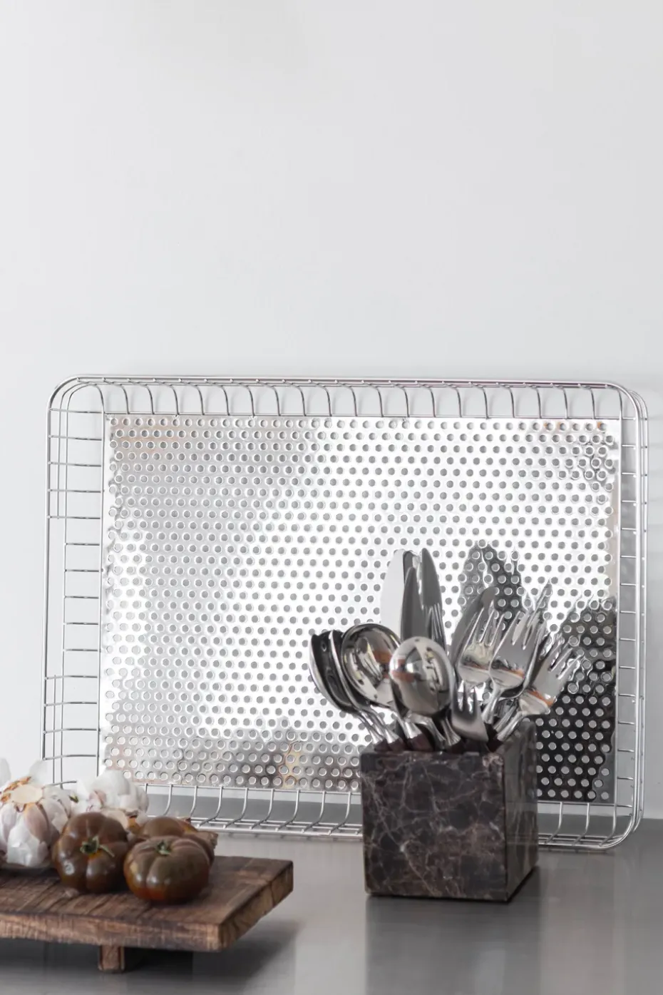 Lift tray 33.5x45.5 cm, Chrome