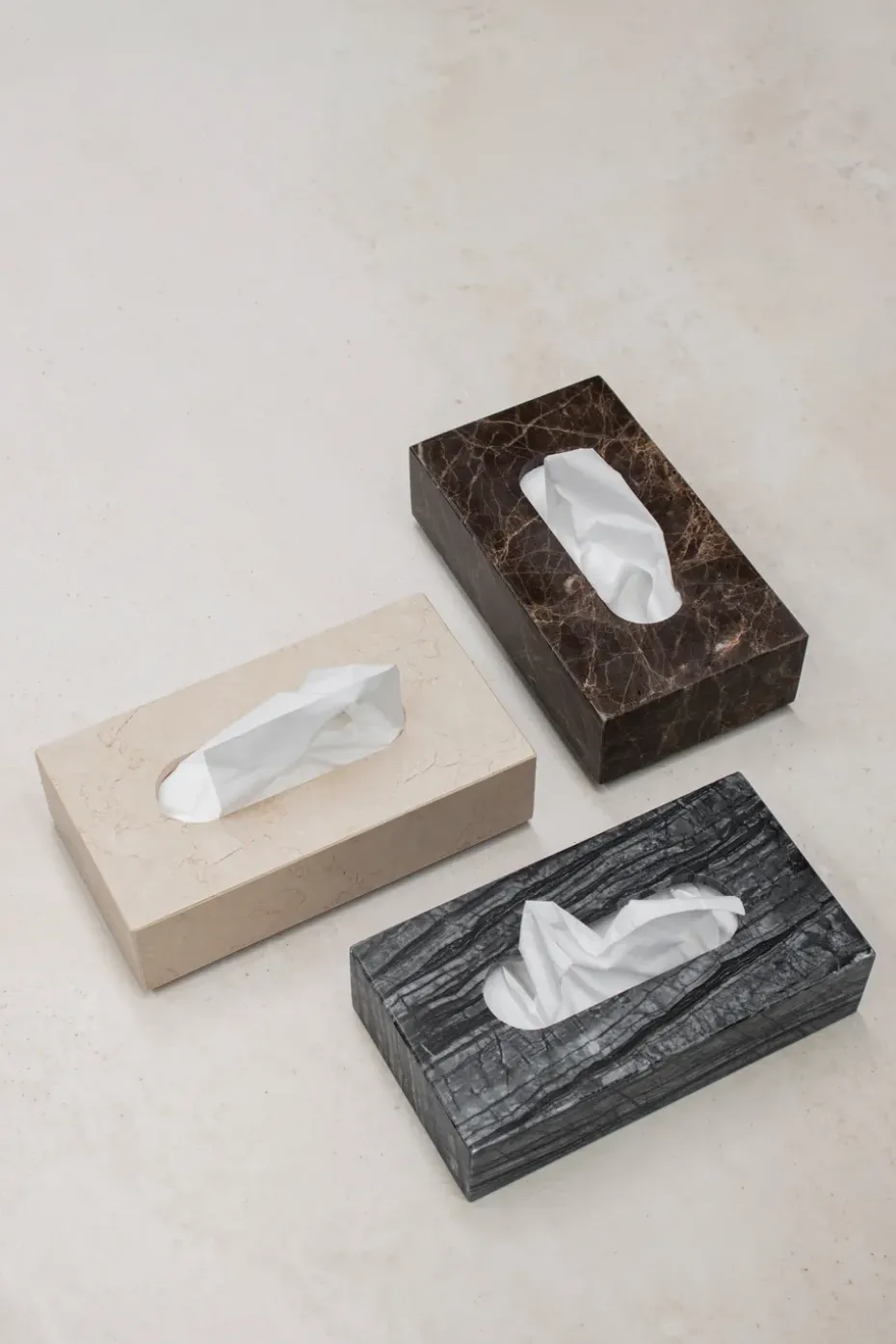 Marble tissue box 14x25.5 cm, Black-Grey