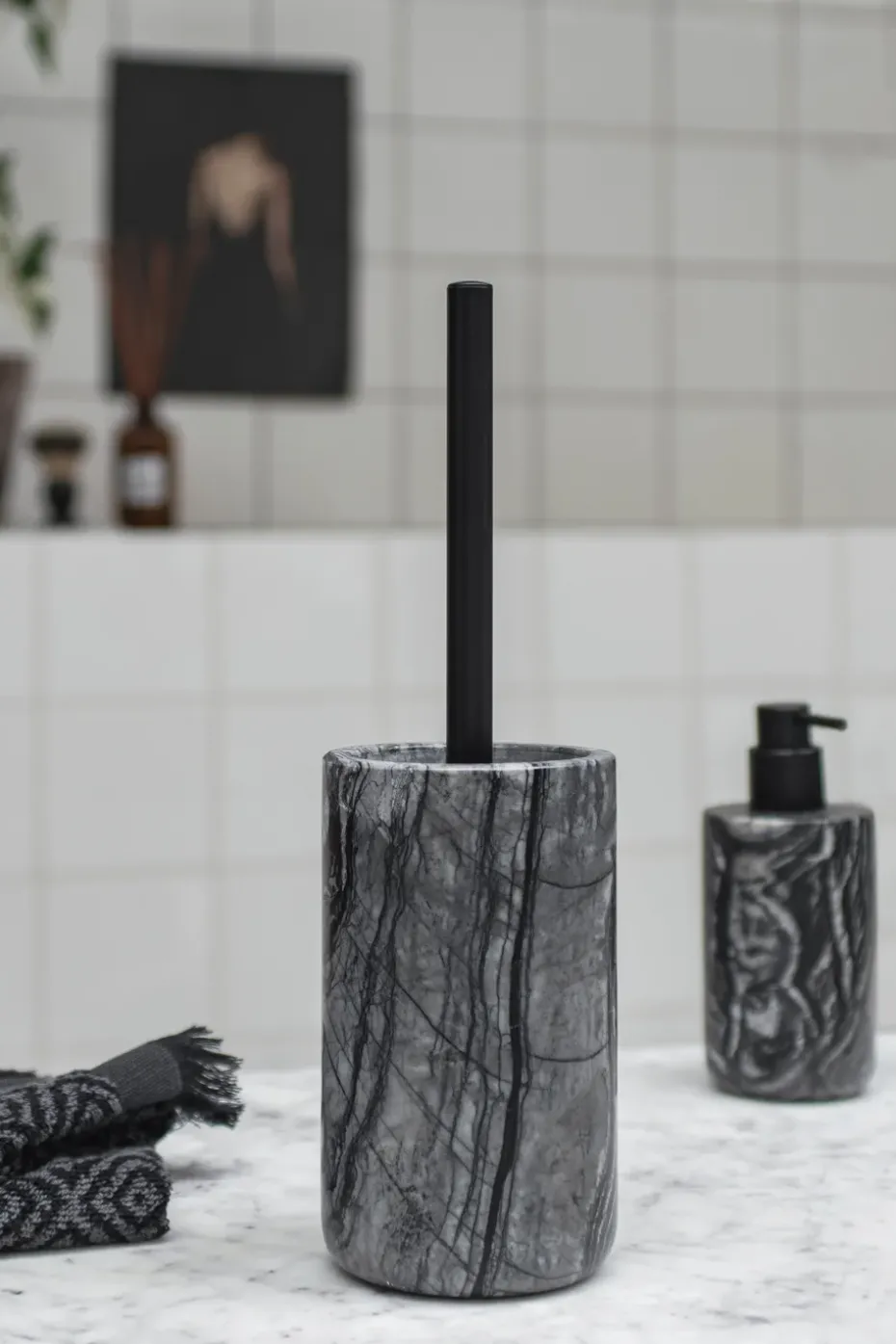 Marble toilet brush 36 cm, Black-Grey