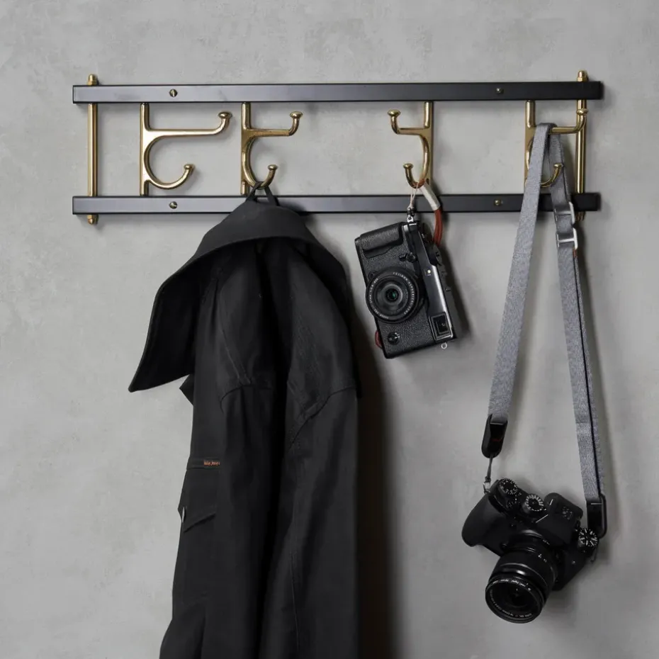 Maxi 4 Dekorativ hook rail, black-brass