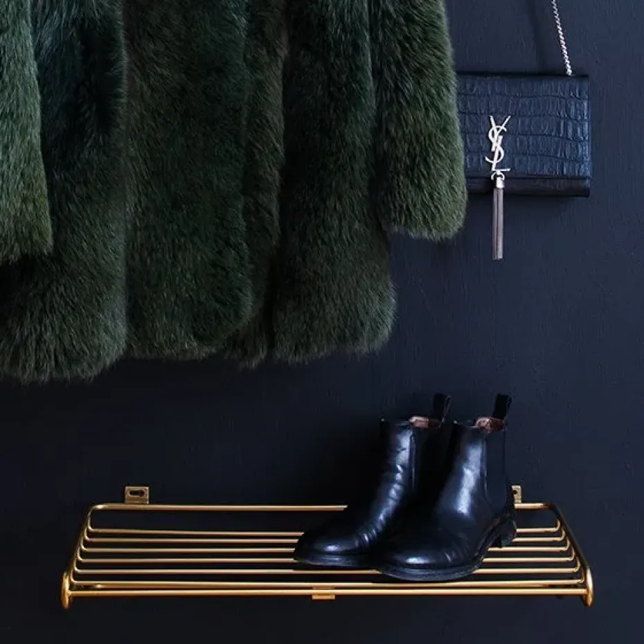 Maze shoe shelf, brass