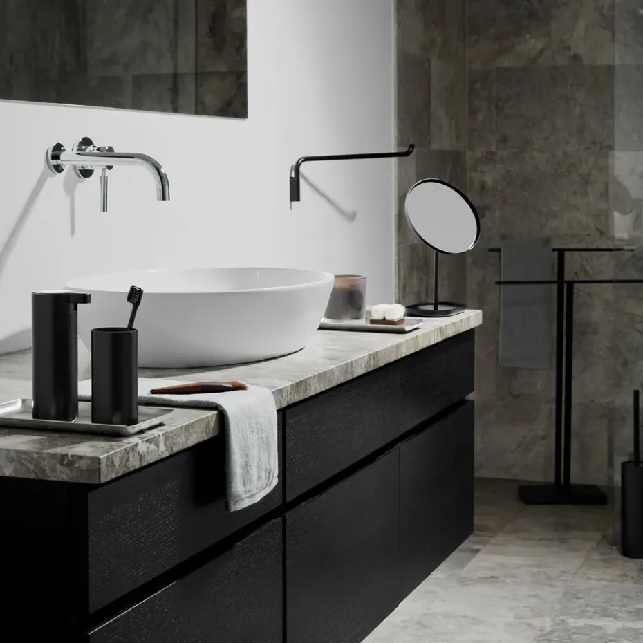Modo soap dispenser, Black