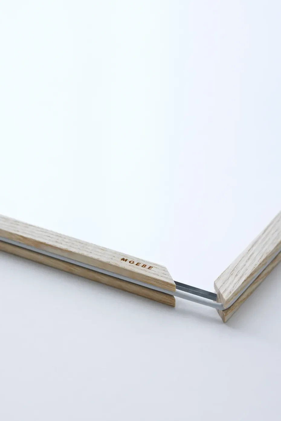 Moebe ash frame A4 23.2x31.7 cm, Transparent. Wood. Black