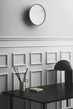 Momentt wall clock Ø30 cm, White