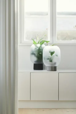 Nebl flower pot with frosted glass Ø26 cm, Black