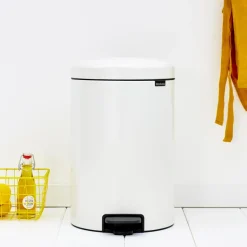 New Icon pedal bin 20 liter, white