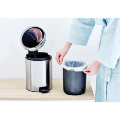 New Icon pedal bin 5 liter, Matt steel fingerprint proof