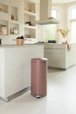 New Icon pedal bin 30 liter, Satin taupe