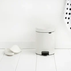 New Icon pedal bin 5 liter, white