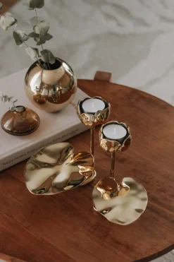 Ninfea No.1 candlestick, Brass