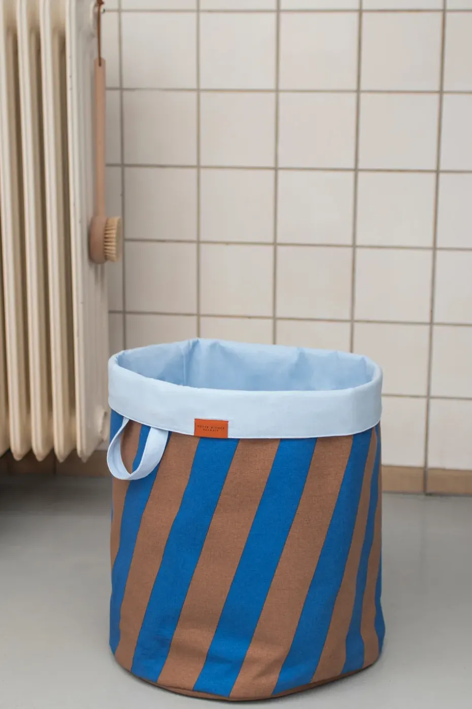 Nova Arte laundry basket 40x40x50 cm, Cobalt-blush