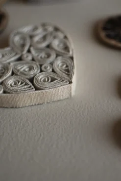 Paper heart 8 cm, Cream