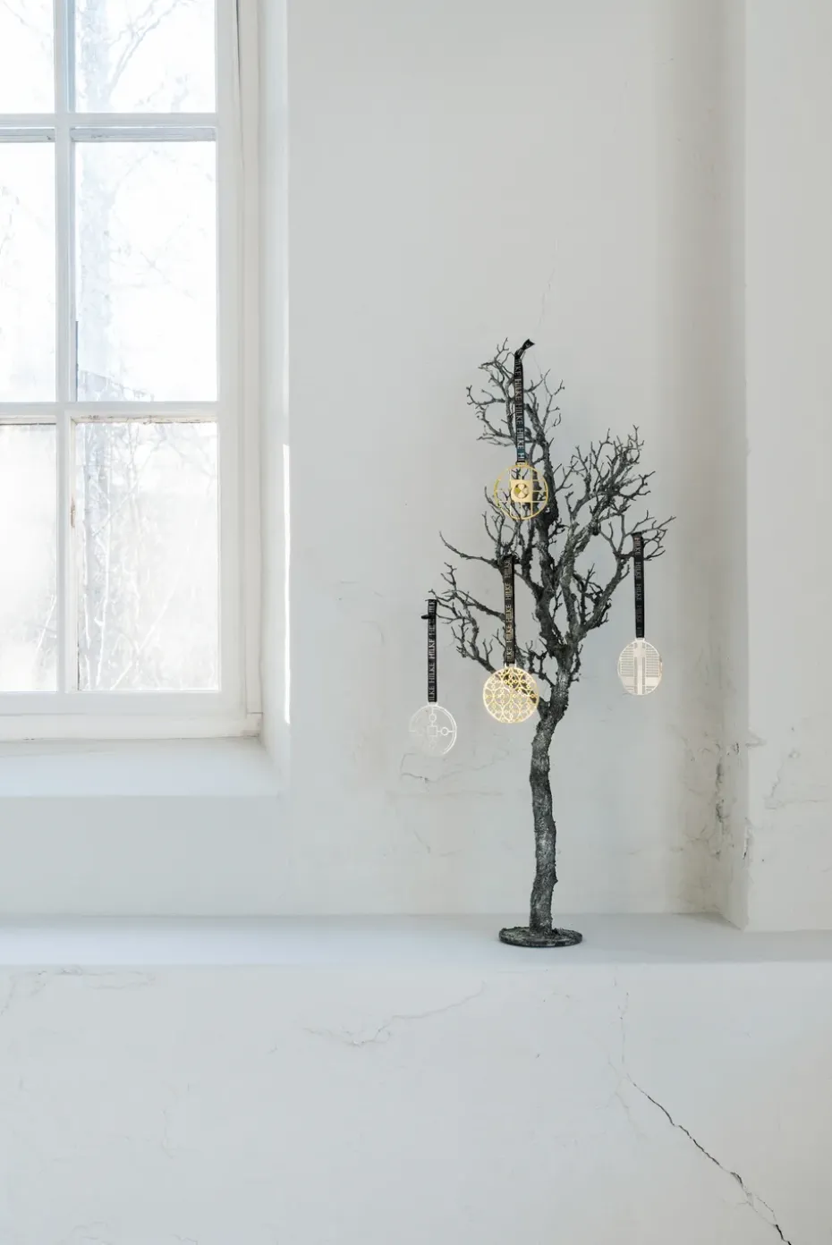 Piano tree ornament, Nickel-plated brass