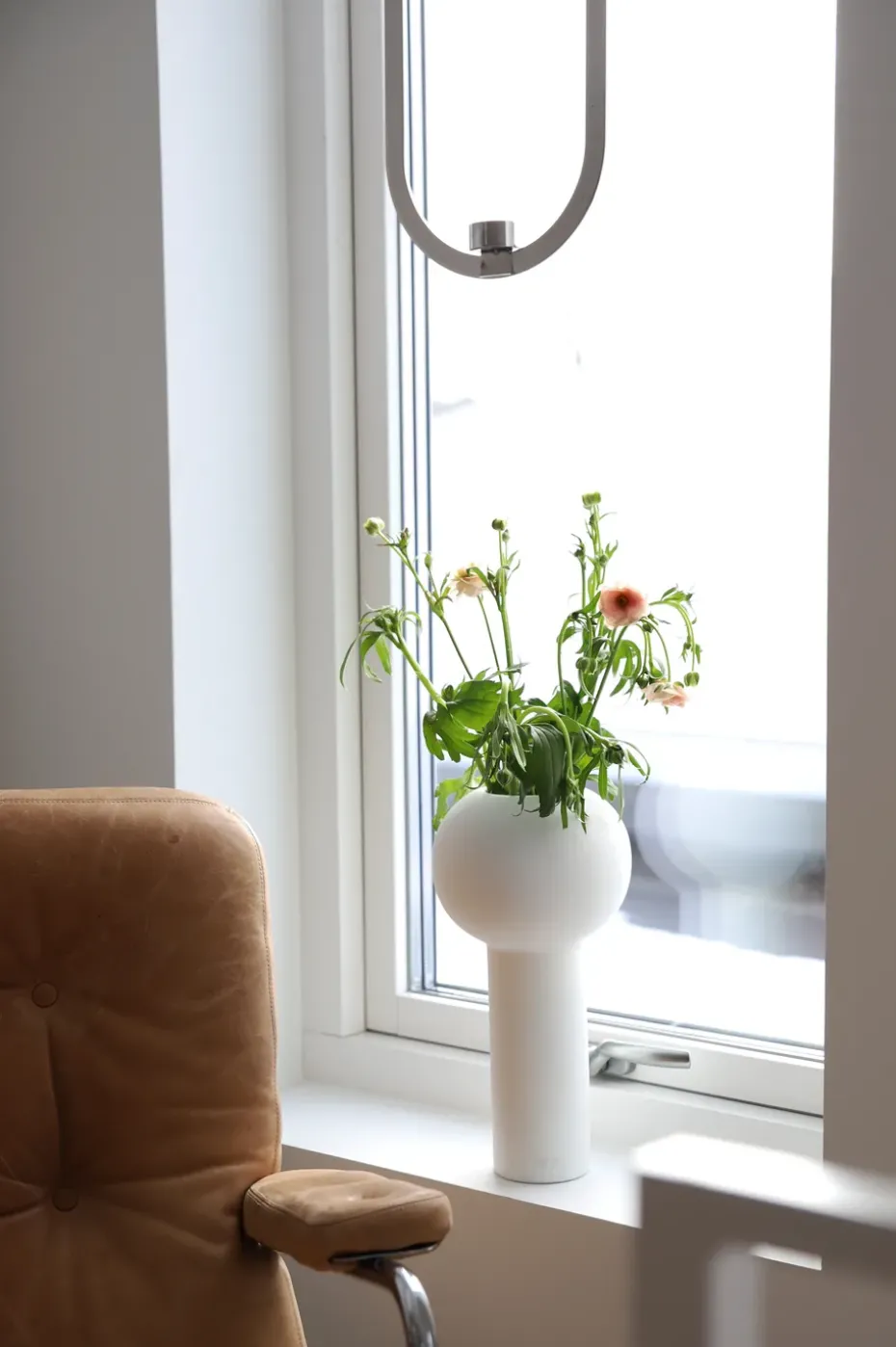 Pillar vase 32 cm, White
