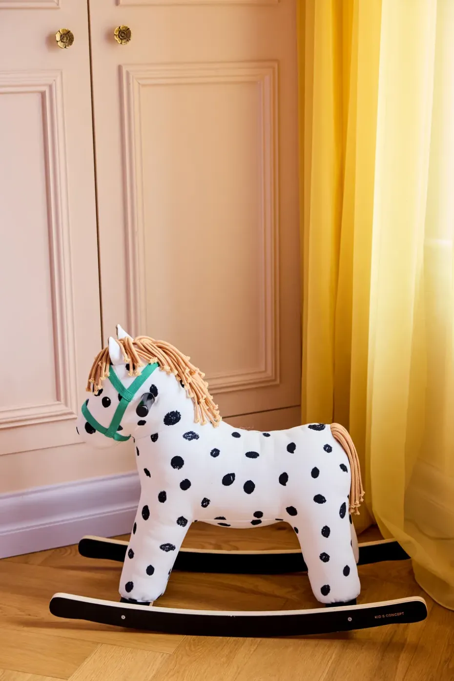 Pippi rocking horse, White-black