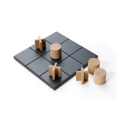 Play game, Black-game pieces in white-oiled oak