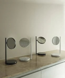 Pose table mirror double-sided, Black