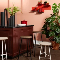 Repeat shelf, Rusty red, right