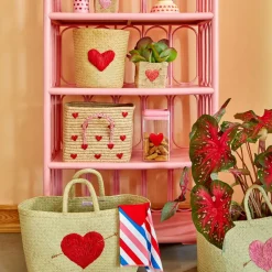 Rice raffia basket with handle 30x30 cm, Red hearts