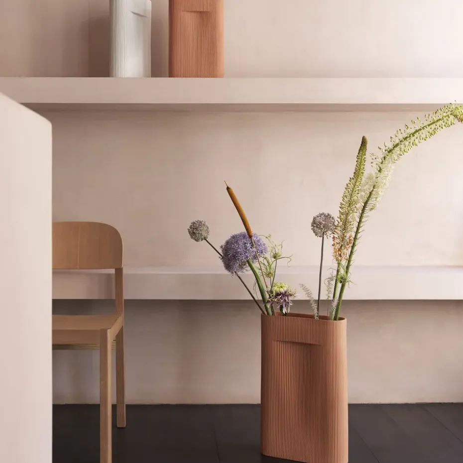 Ridge vase 48.5 cm, Terracotta